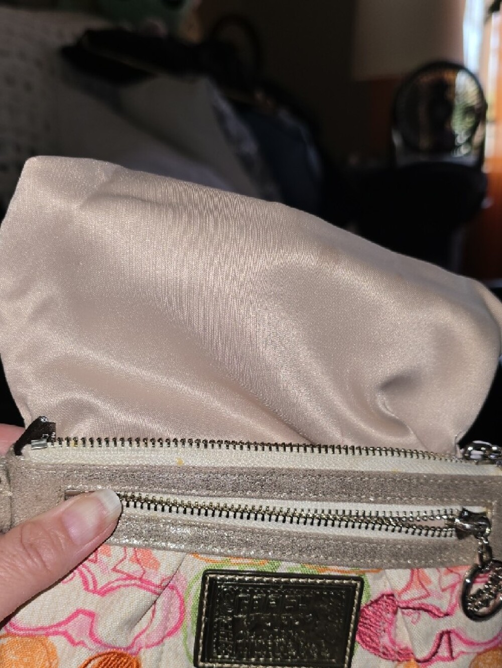 Coach Poppy Signature Canvas Wristlet with Pink, Orange & Gold Accents, EUC - Picture 8 of 13